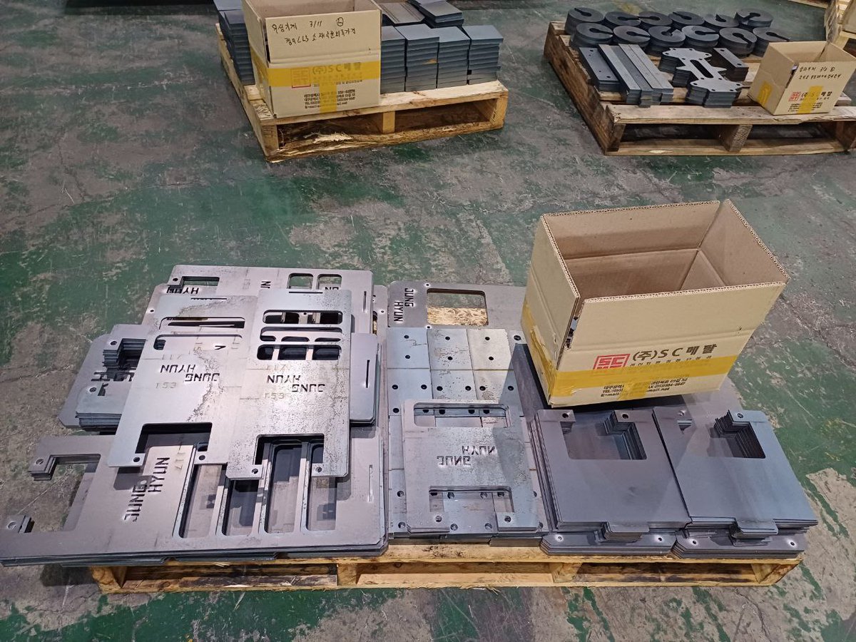 laser_operator's tweet image. Diary of a Laser Machine Operator  #lasercutting #bystronic #cnc #lasercuttingmachine #steelcutter #metalcutter #artskills #art