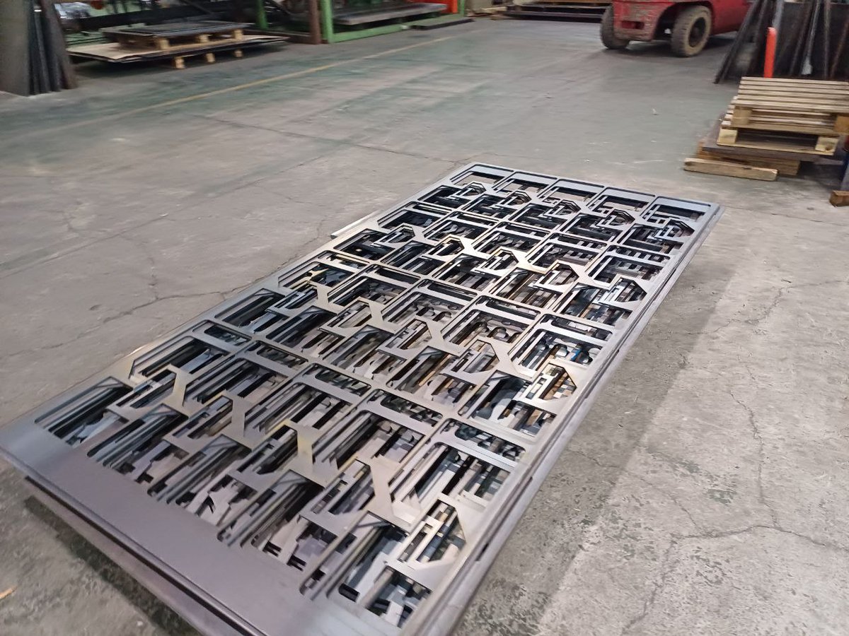 laser_operator's tweet image. Diary of a Laser Machine Operator  #lasercutting #bystronic #cnc #lasercuttingmachine #steelcutter #metalcutter #artskills #art