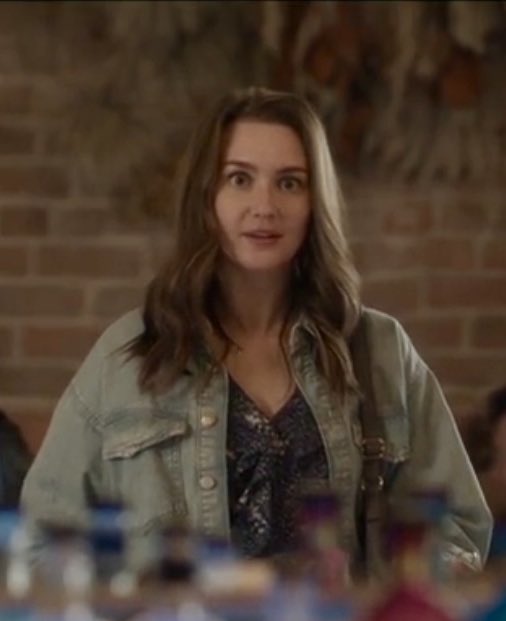 cleekers's tweet photo. Perfect representation of my reaction to seeing Kat Barrell in this role.

#ShiftingGears #KatBarrell #MakeHerMark @RealCrystalLowe https://t.co/CAIsUFkZD1