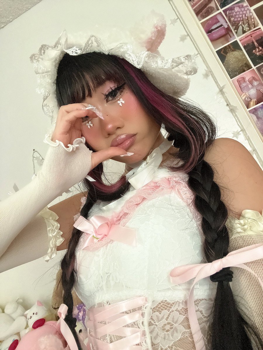 bratiquette's tweet photo. wonderland's lamby ໒꒰ྀིっ˕ -｡꒱ྀི১ https://t.co/sLtq9pdkrg