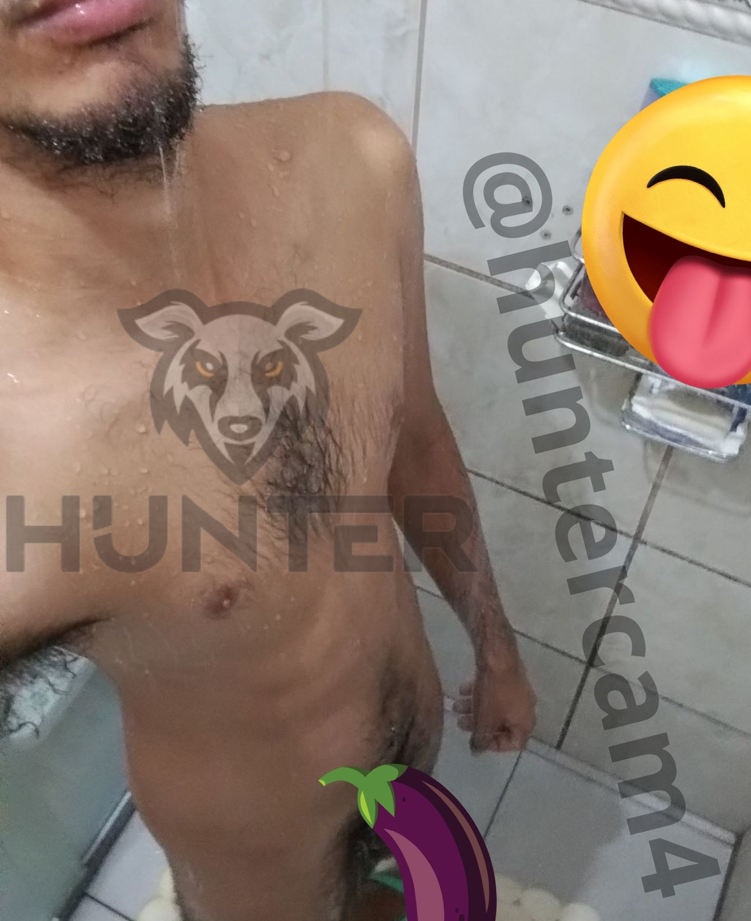 Um banhozinho para refrescar💦 A bath to cool off💦 https://t.co/IfnUjhVcoU