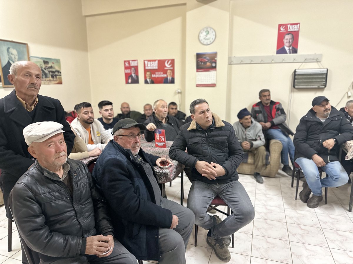 Beylikköprü mahallemizde, mahalle sakini dostlarımızla bir araya geldik. Beylikköprü'nün altyapı, imar, ulaşım ve su sorununu çözeceğimizin sözünü verdik. Polatlı'ya bu kadar yakın bir mahalle bu durumda olmayacak. #polatlıdarefahvakti #yusufhamdemir06 #polatlıdadeğişimşart