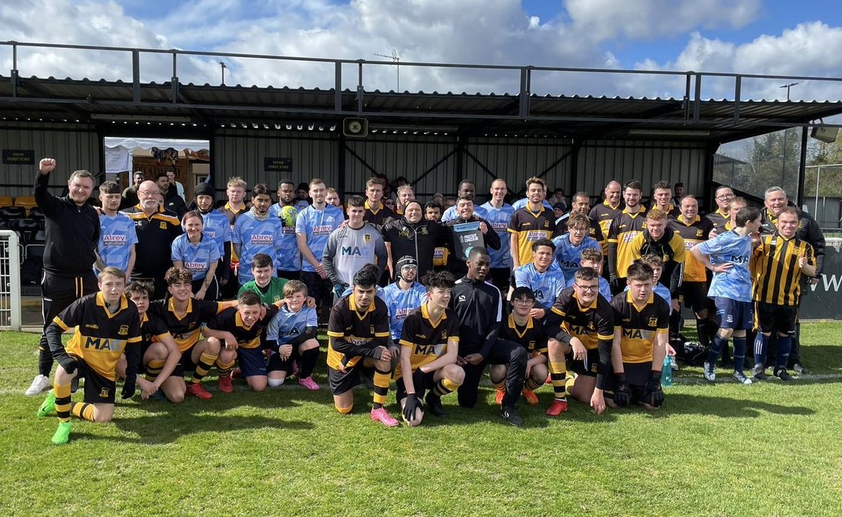 Big thanks for an enjoyable non-league day ⁦<a href="/cheshuntfcscore/">Cheshunt FC</a>⁩ from our inclusive teams. A deserved 1-0 win too for our 1st Team. Thanks to our chairman, staff, volunteers and fans who always believe in the bounce, we love you, Come on you Ambers!