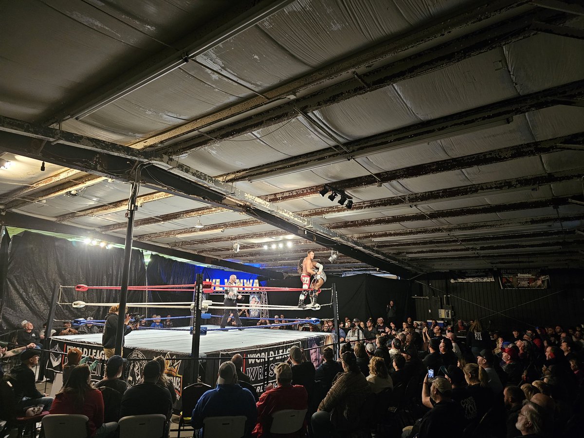 Sold out crowd here to witness #NoC5 at the House that Harley Race built! #WLWxNWA