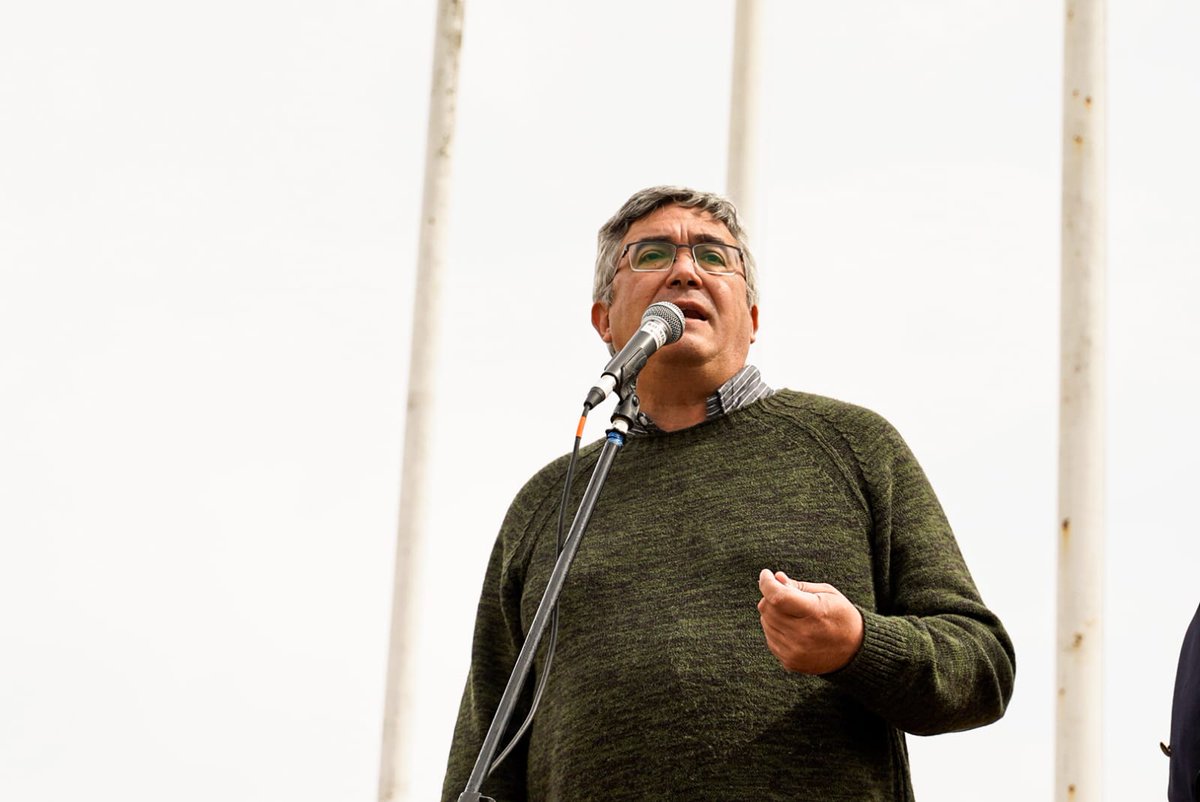 mtomasellip's tweet image. Participamos junto a @JavoRodriguezL de la 15° Fiesta del Olivo en #CoronelDorrego. Allí junto a @MarianoPinedo nos reunimos con productores olivícolas para lograr la Indicación Geográfica del aceite de oliva del #SudoesteBonaerense 🫒

@Kicillofok