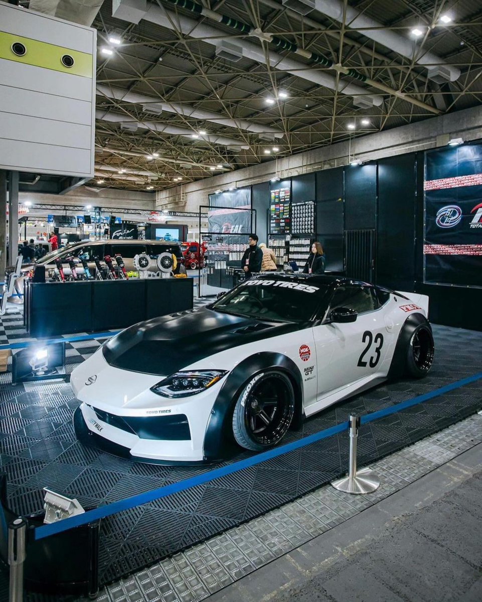 _jamesgalgano's tweet photo. Liberty Walk’s new wide body kit for the NISSAN Fairlady Z is insane !! 🔥

Honestly, the best looking rear end that has come out of Japan in this new JDM era. 

I dare you, to find better…. 😈

👇🏼👇🏼👇🏼 COMMENT BELOW 👇🏼👇🏼👇🏼 https://t.co/nXMJzvFoDm