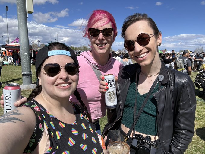 It was a beautiful day to be at a taco festival with @CassCummingsxxx @emilyadairets (and @LiquidDeath)<a href="/tag/clip"class="tags"><span>#clip</span></a>