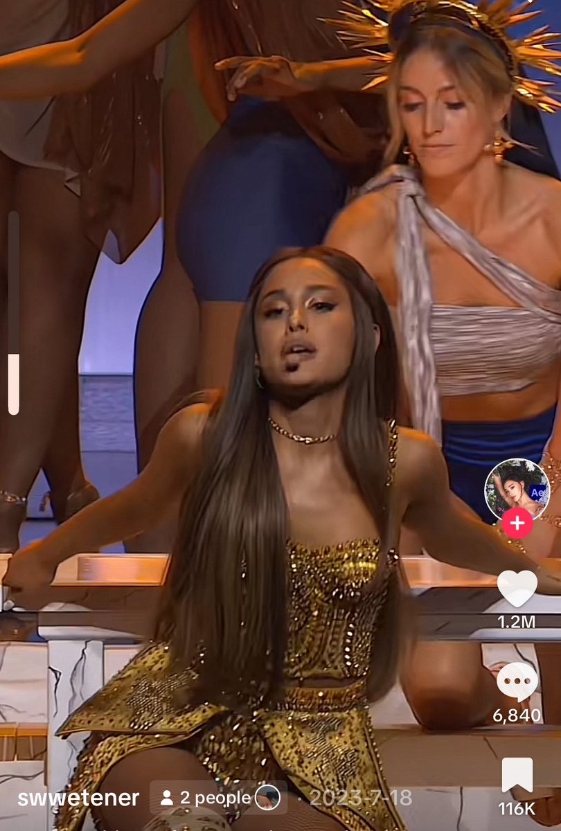 mvs4b's tweet image. i didn’t know she looked THIS black 😭