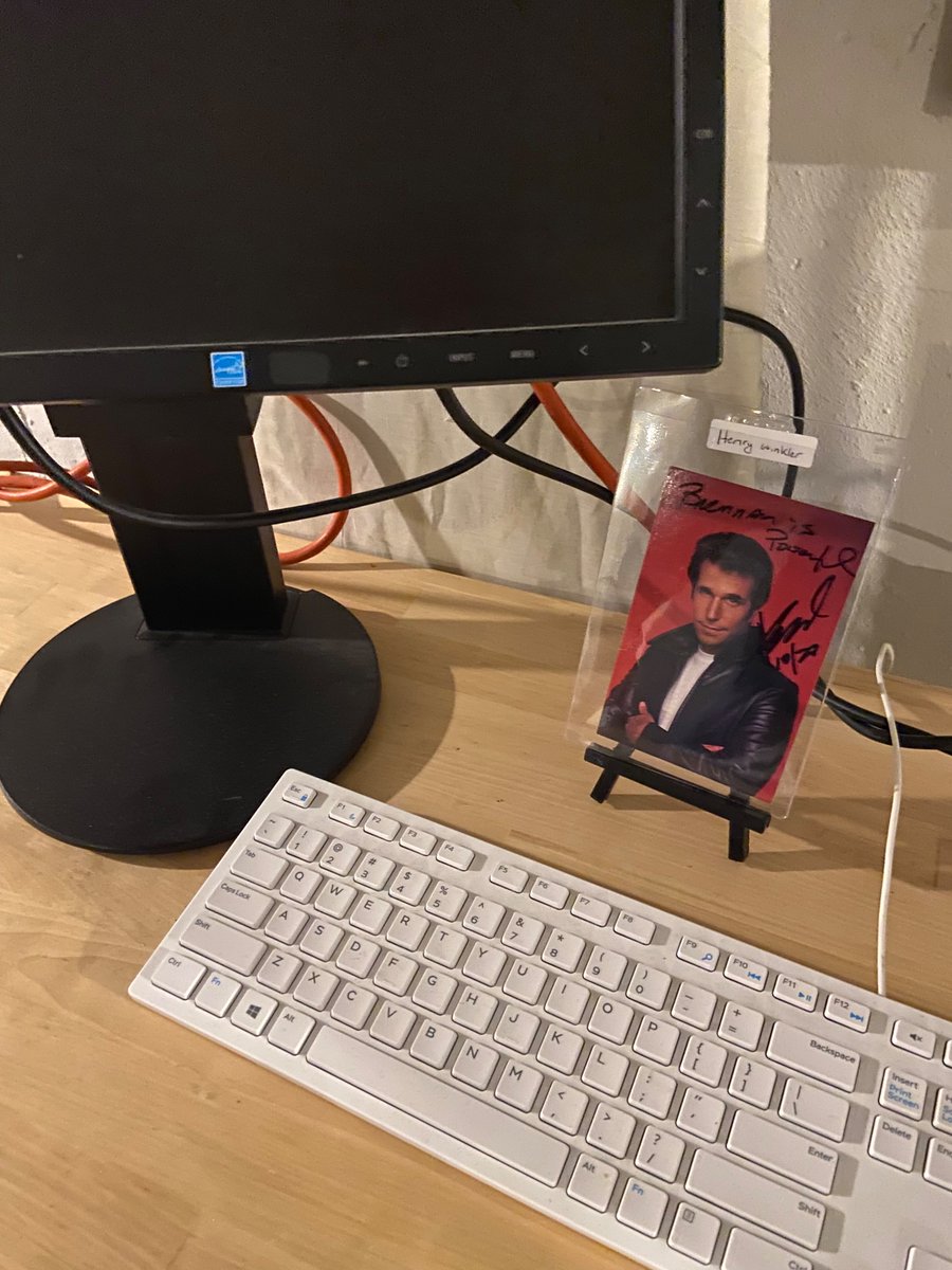 Thx <a href="/hwinkler4real/">Henry Winkler</a> for the ttm autograph! You will motivate and inspire with “Brennan in Powerful”

This quote will accompany me at my work station. Maybe one day I’ll be as cool as you!!! Thanks again! #ttm #motivation #inspiration