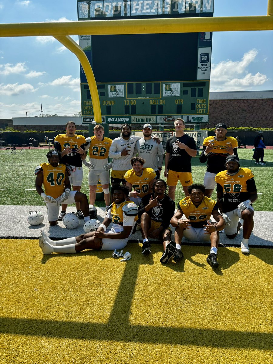 Spring Ball 24✅

The ceiling is UP

#LBsLEAD #AS