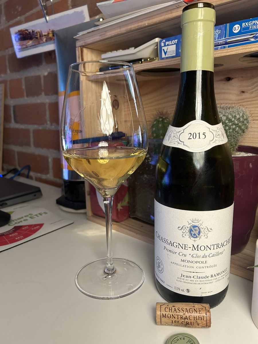 #Wine #WineWow #ChassagneMontrachet #Ramonet #HappyZone #Burgundy 😎🍷🍇💜 @pietrosd @winewankers @TweetaDean @ChAnArRu @cccjoe @rr_pirate @SeagreenWench @DivaVinophile @_drazzari @jflorez @GrnLakeGirl @suziday123 @JohnMFodera @CaraMiaSG @cynthia_hayes @frankstero @SuzyQlovesWine