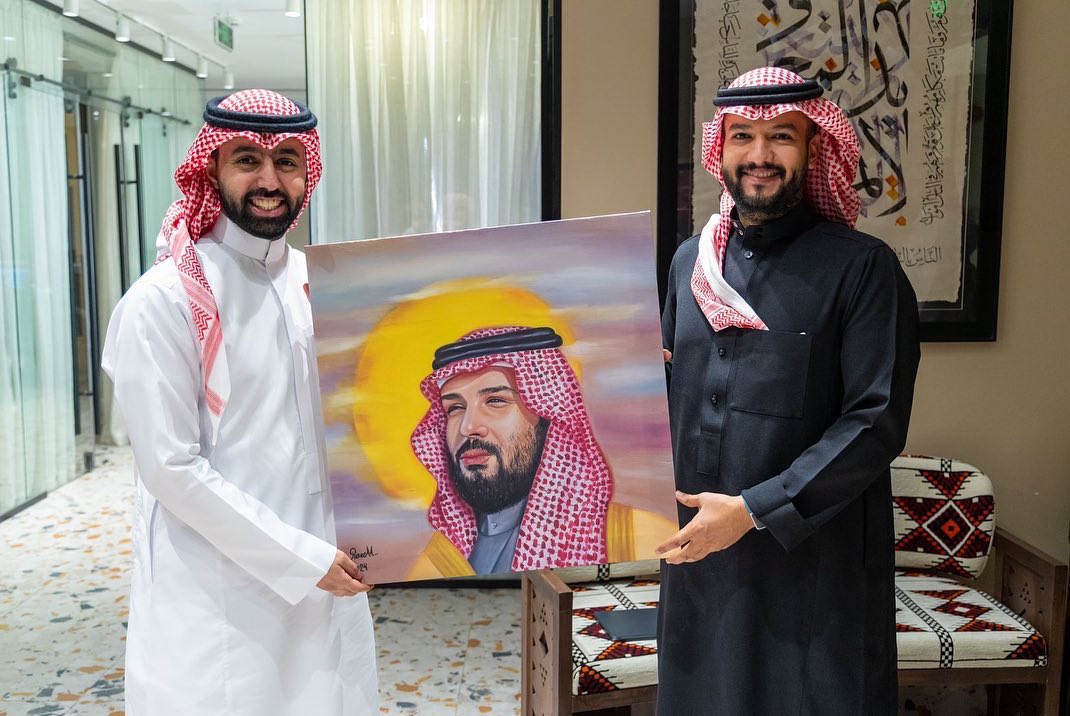 Ranoomh8's tweet photo. تشرفة بمشاركة عملي مع لقاء ال ٢٥ برسم سمو الأمير محمد بن سلمان 🇸🇦🤍🥹🙏🏻

@25Meeting_Sa https://t.co/mg0Z7hDNEk
