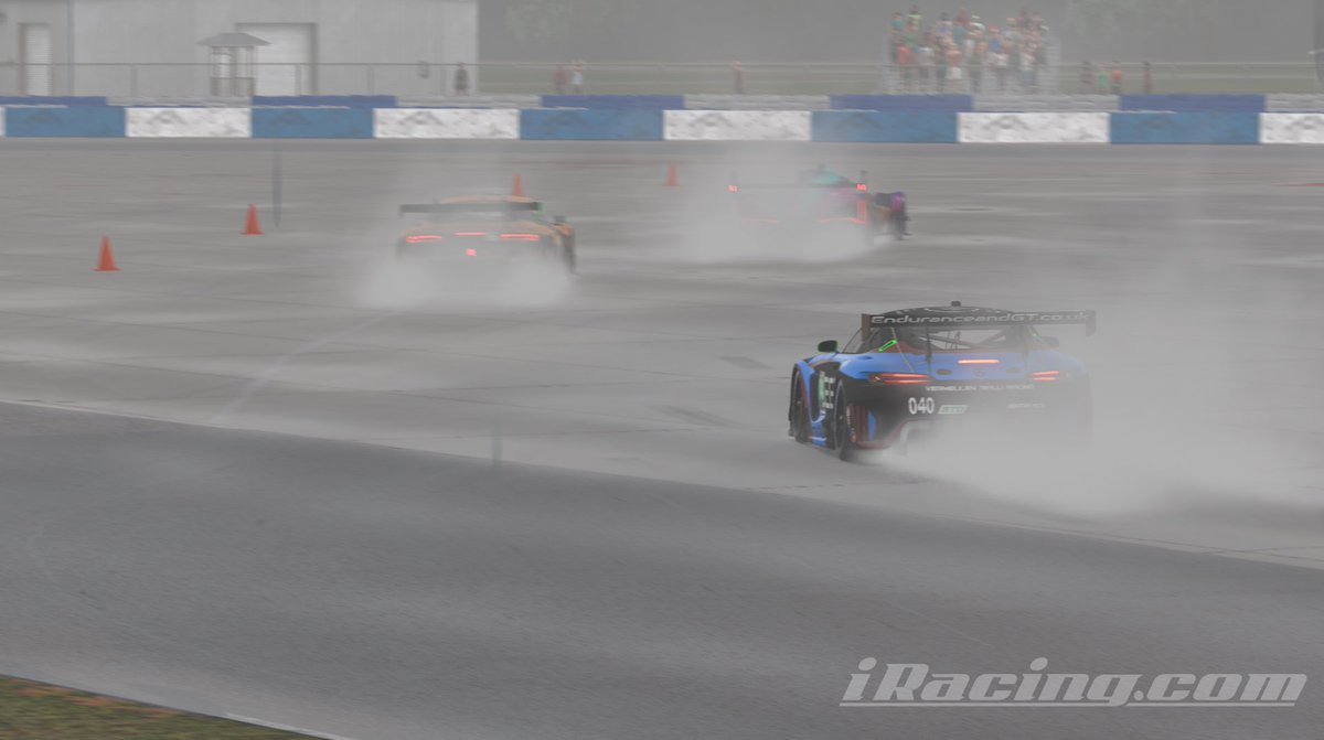 BLOO Racing by VR tweet media