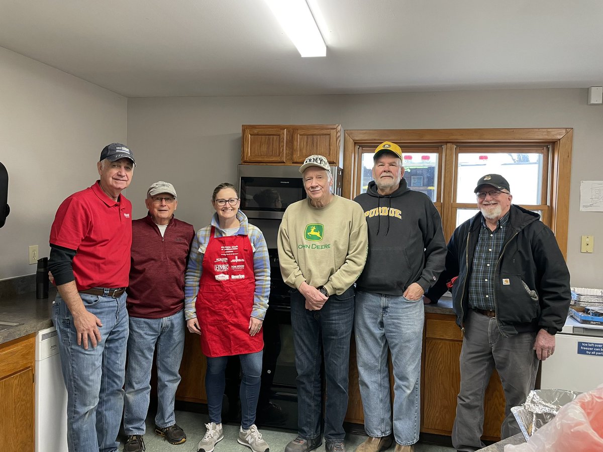 It was a great morning at the community breakfast before the Easter Egg hunt at Forest Park. As a Noblesville Kiwanis Sunriser, it’s always a pleasure to serve, and it was wonderful to see everyone!