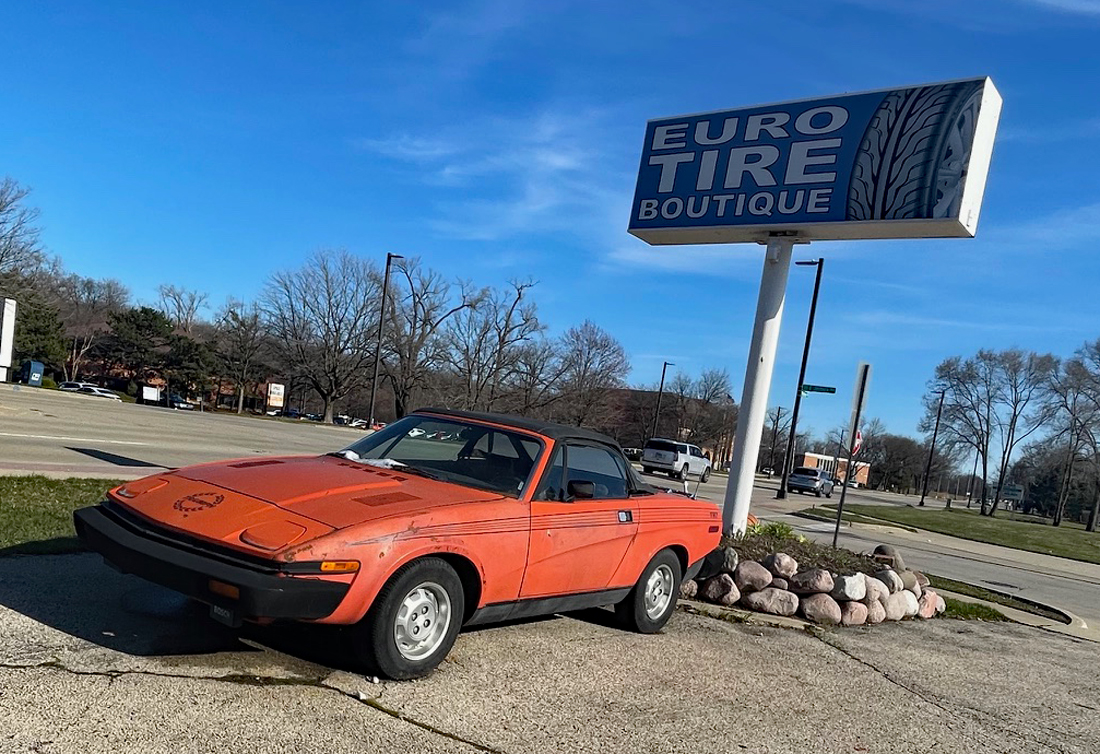Car_Guy_Tom's tweet photo. Man, strange day of car spotting! Here's my Saturday Collection haul: #CarSpotter #SaturdayCollection https://t.co/TIH0VyIJto