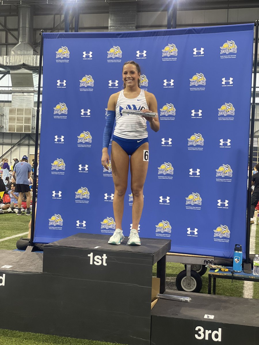 Ruth Marske Invitational | 300m Hurdles  

🥇Avery Winter 46.07
*New meet record 
4. Alayna Schulte 48.03
5. Bailey Mahoney 48.46
14. Hailey Davis 52.43

#BOLDandBLUE🔵⚪️
