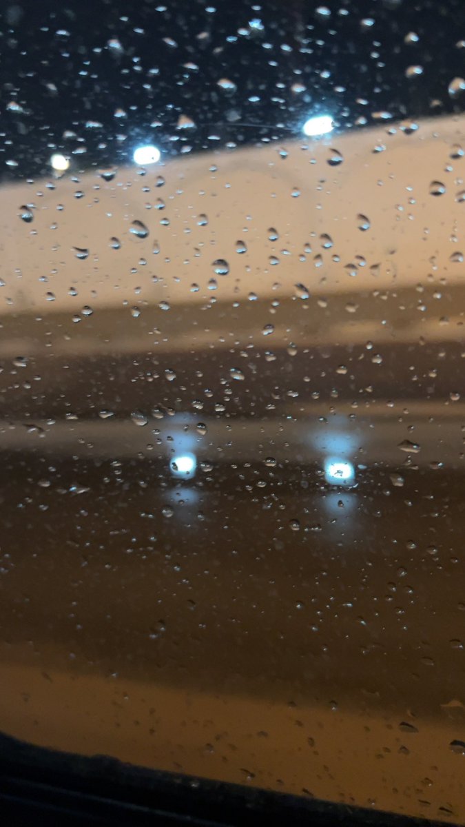 "لا إله إلا الله، الحليم الكريم، سبحان الله رب العرش العظيم، الحمد لله رب العالمين، أسألك موجبات رحمتك، وعزائم مغفرتك والغنيمة من كل بر والسلامة من كل إثم، اللهم لا تدع لي ذنبا إلا غفرته، ولا هما إلا فرجته ولا حاجة هي لك رضا إلا قضيتها يا أرحم الراحمين".