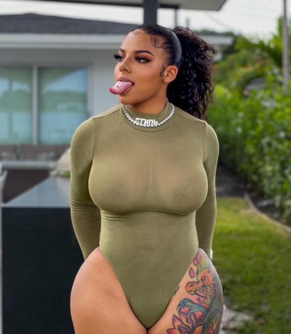 See thru enough?🍒 https://t.co/9eT3fbklgB<a href="/tag/pump"class="tags"><span>#pump</span></a><a href="/tag/solana"class="tags"><span>#solana</span></a>