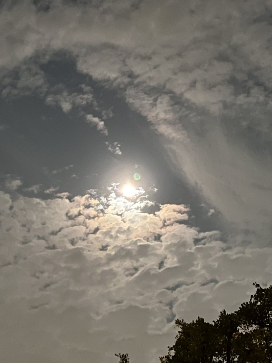 Beautiful day in Houston today Sunset☀️ and moonlight 🌕