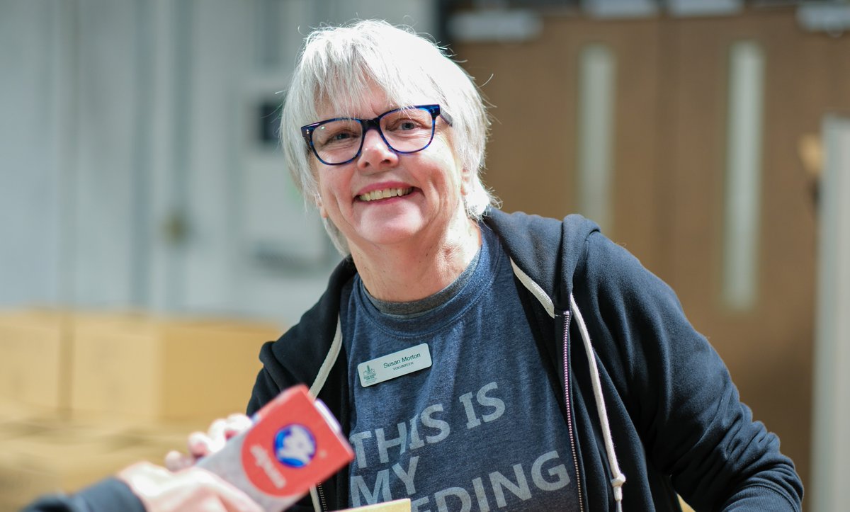 Susan, a longtime volunteer at Second Harvest, gives her time twice a week to fight hunger. This month Susan not only volunteers to help her community, but to also celebrate the women who made our mission possible. Read more about Susan's story: secondharvestmidtn.org/can-you-celebr…