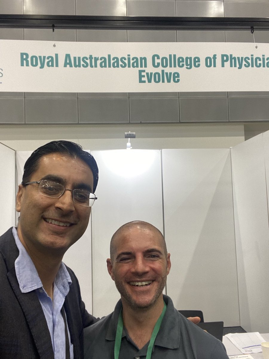 Great to see the ⁦@TheRACP⁩ kiosk at the ⁦@tsanz_thoracic⁩ ASM ⁦@DrJackiSmall⁩