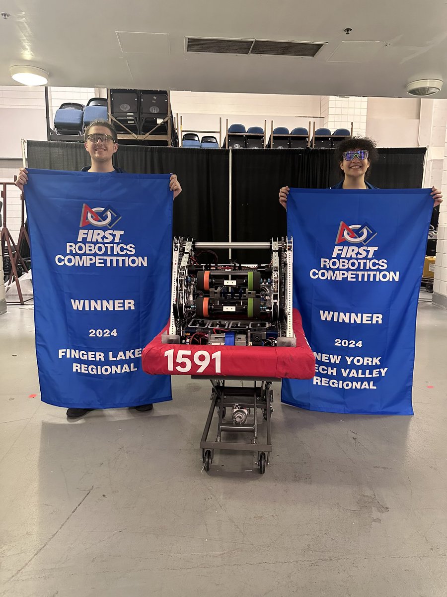 They did it AGAIN! @GreeceRobotics took 🥇at the Tech Valley Regionals! All of @GreeceCentral is proud of you and your hard work! Next up….Nationals!@GreeceOdyssey @GreeceAthenaMS @AthenaHigh @greecearcadiams @GreeceArcadia @GreeceOlympia @GCSDsuper