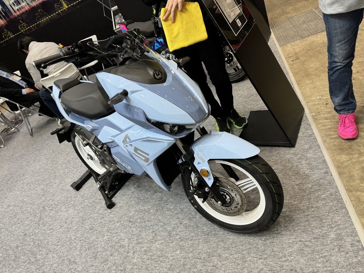 K_Katagiri54's tweet image. ＃FEL

かっこいい

元ホンダ中国のデザイナー作、と説明されていた