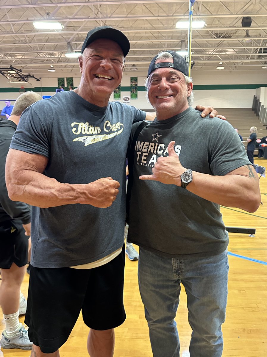 29 years in same wrestling industry and never crossed paths with @RealBillyGunn until tonight.. super cool dude as we shared our story of growth overcoming darkness in our lives to fire burning in our eyes now! Blessed from our convo Kip!