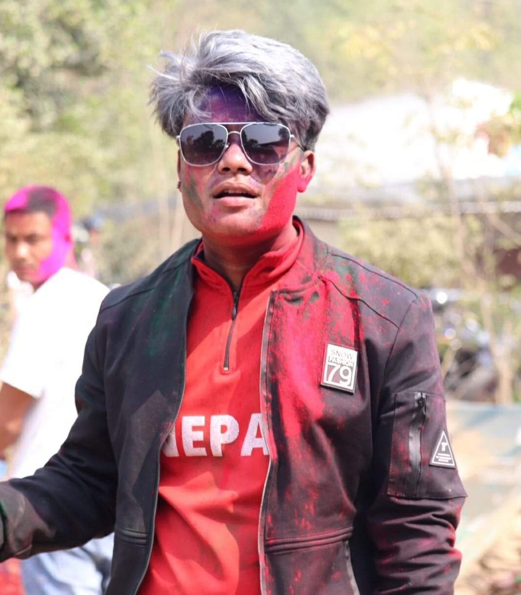 रंगहरुको पर्व होलीको सम्पूर्ण ट्विटे बिद्वानजन मा पुन परिबारको हार्दिक शुभकामना🌺🌺