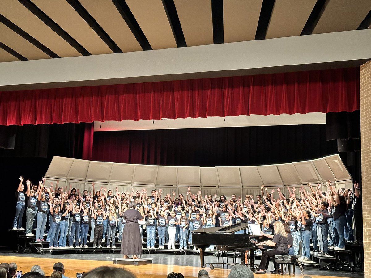 Clark Intermediate Choir, Conroe ISD (@clarkchoircisd) on Twitter photo CISD Honor Choir✔️ Such a great weekend with this awesome group! #clarkchoir #clarkconnects <a href="/ClarkCISD/">Clark Intermediate, Conroe ISD</a> <a href="/ConroeFineArts/">Dr. Robert Horton</a> CISD Honor Choir✔️ Such a great weekend with this awesome group! #clarkchoir #clarkconnects <a href="/ClarkCISD/">Clark Intermediate, Conroe ISD</a> <a href="/ConroeFineArts/">Dr. Robert Horton</a>