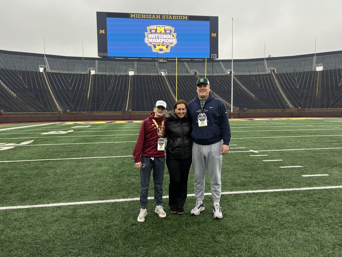 My family and I had a great time at @UMichFootball yesterday! Thank you to the coaches and staff that made yesterday an amazing day! Can’t wait to be back! @CoachCDay @coachdinofb @DXSF_FB @RivalsFriedman @ChadSimmons_ @BrianDohn247 @Coach_SMoore @grant_newsome @SamPopper_