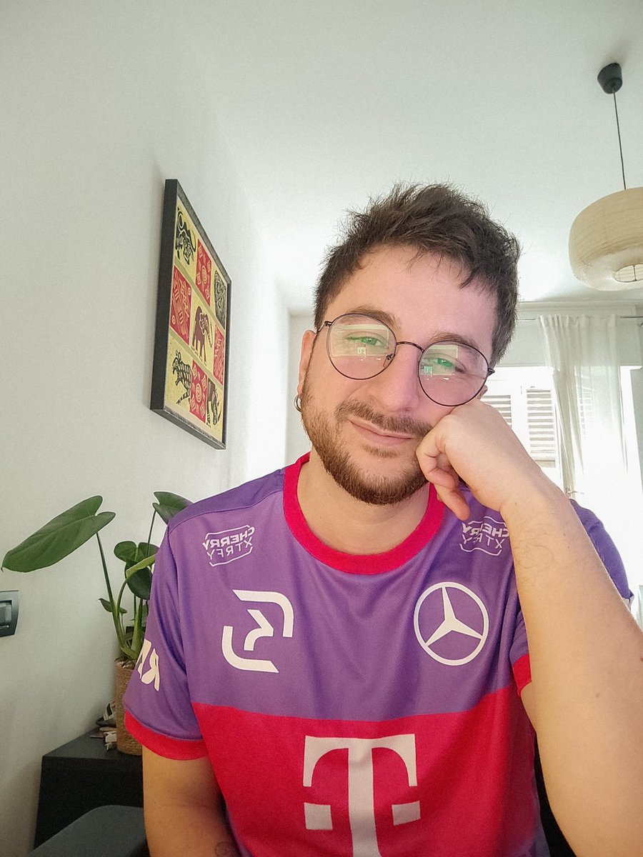 Back on server today, no time to celebrate easter for esport people! 🤓 Facing @FOKUSCLANGG at 16.30 Come cheer for us 🫡 #skwin