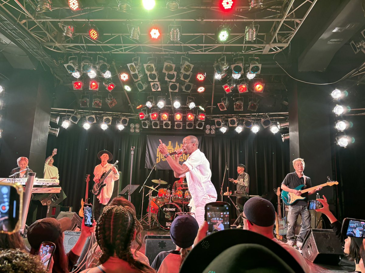 kuro_yoake's tweet image. positive vibesで満ち溢れた世界
#CHRISTOPHERELLIS 
#YARDBEAT