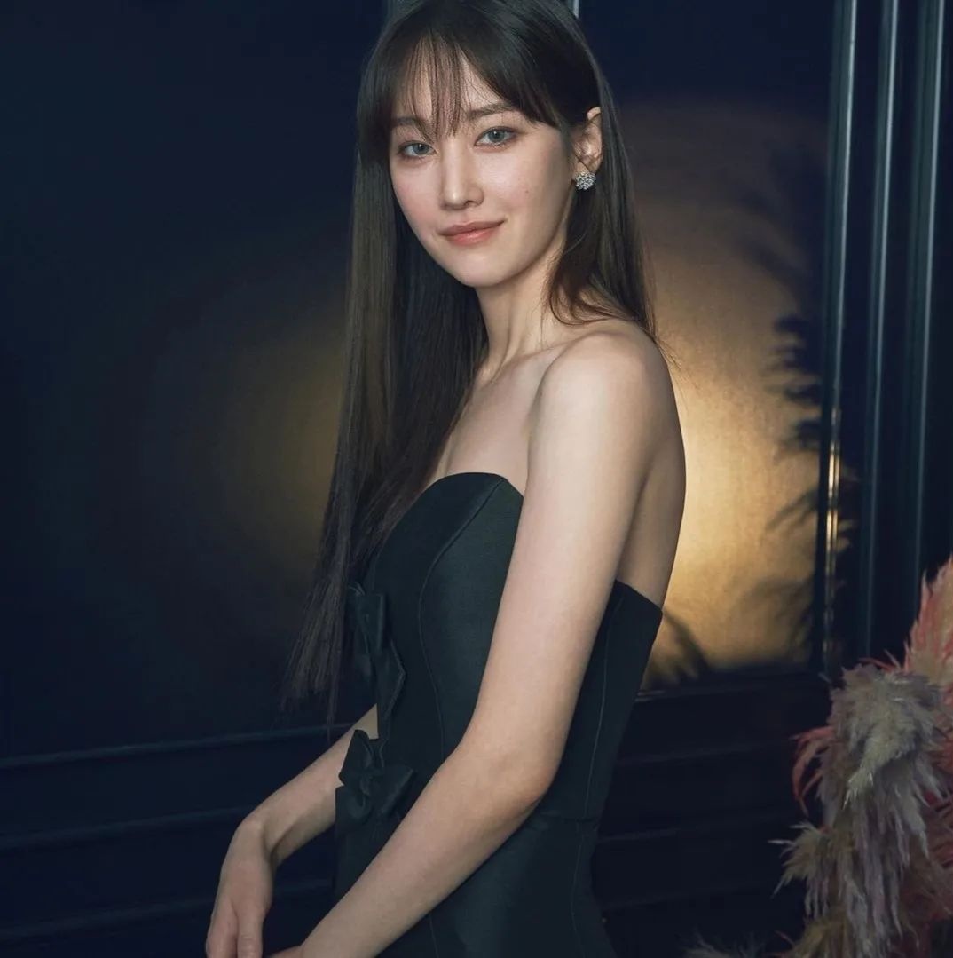 ᅠ
who wants to be adopted?
ᅠ