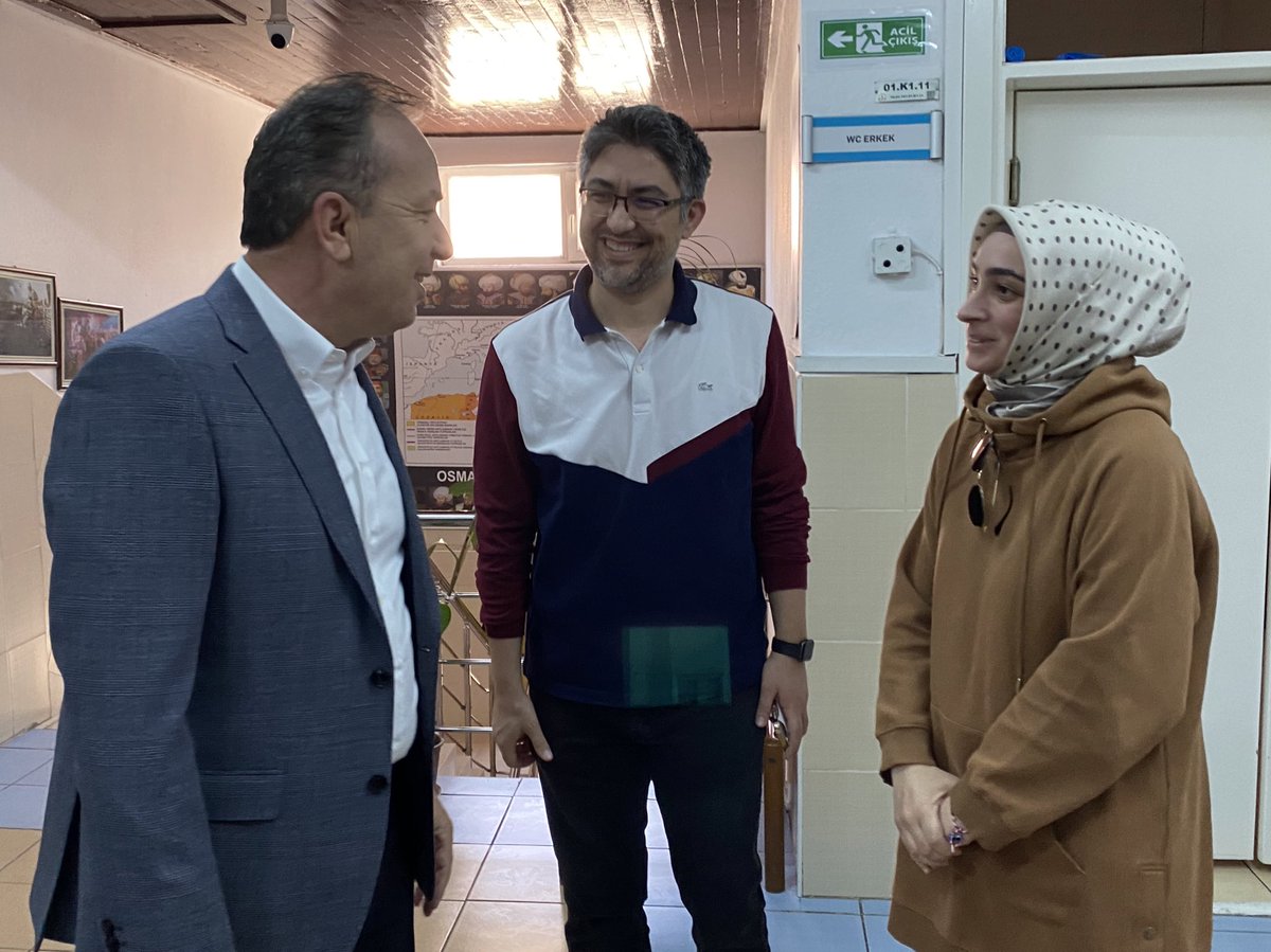 📍Kocatepe İlkokulu

Vatandaşlık görevimizi yerine getirerek oyumuzu Kocatepe İlkokulu’nda kullandık.

Bugün yapılan ''31 Mart 2024 Mahalli İdareler Seçimlerinin” şehrimiz, ülkemiz ve hemşehrilerimiz için demokrasi bayramı havasında geçmesini diliyorum. 

#GerçekBelediyecilik