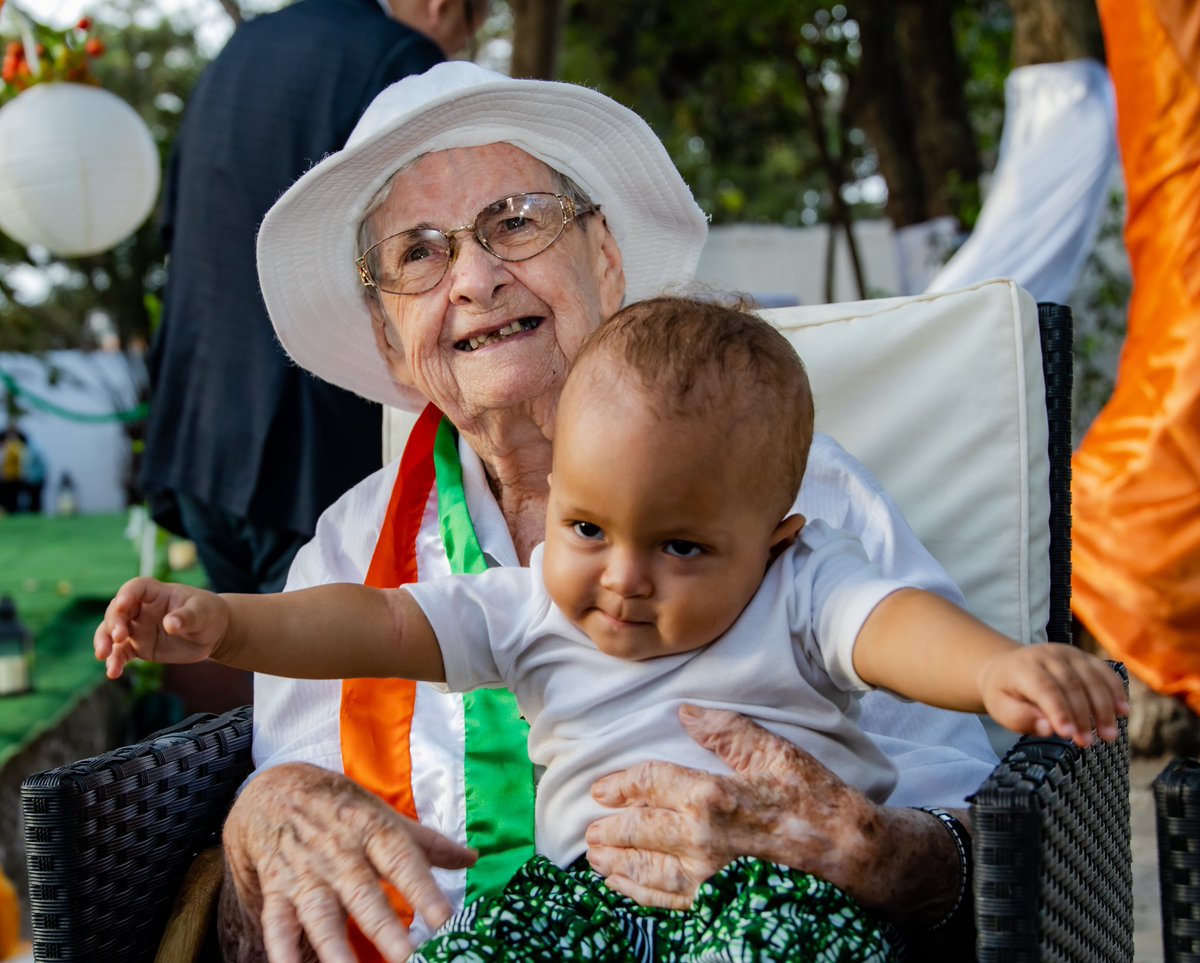 March was a month of many highlights, but our favourite photo is featured below📸 Our oldest & youngest Irish☘️ citizens in 🇸🇱, remarkable Sr Teresa McKeon, 94 years young, & smol pikin Theo, who celebrated his 1st birthday this week! Happy birthday Theo🎂& happy Easter 🐣 all!