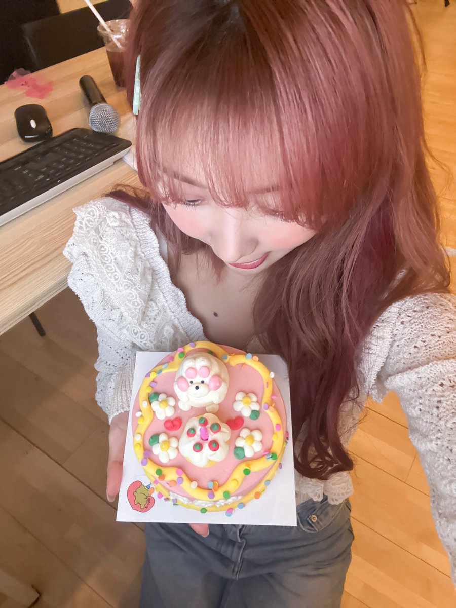 5ecretNumber's tweet photo. [*****]

🍊말랑민지 생일이지🍊

#SECRET_NUMBER #시크릿넘버
#MINJI #민지
#HAPPY_MINJI_DAY
#말랑민지_생일이지 https://t.co/eyseX3lRrA