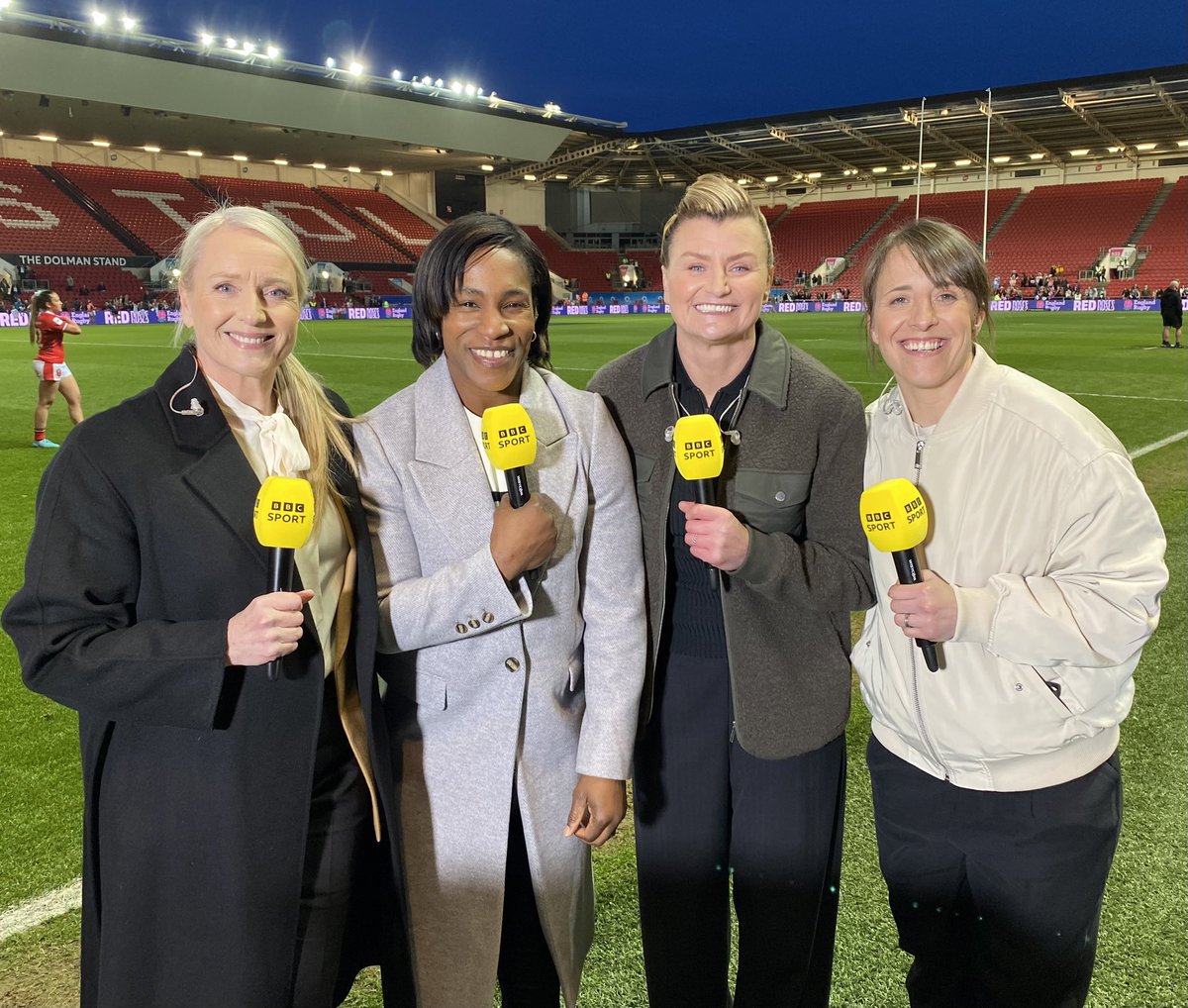 Loved working with the @BBCSport team on #ENGvWAL in the @Womens6Nations. Congrats to England. Top effort from Wales tho. Stayed in the fight till the end. Thanks to the fans that travelled to Ashton Gate. 19,705 people! The energy and atmosphere was brilliant! 🙌🏾#GuinnessW6N