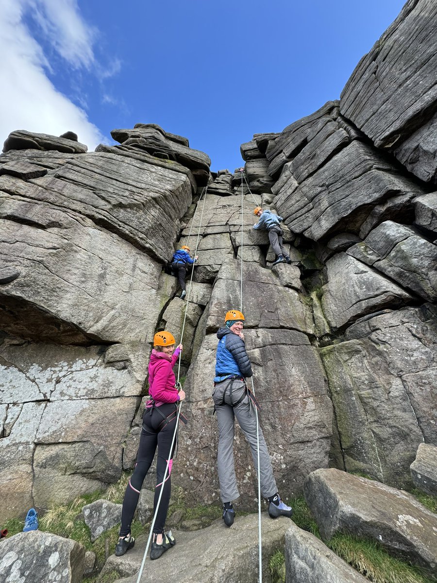 It was a blue sky day on Stanage yesterday for this family climbing. We still have spaces for Easter Holiday adventures, why not check out our website…. dolomitetraining.co.uk