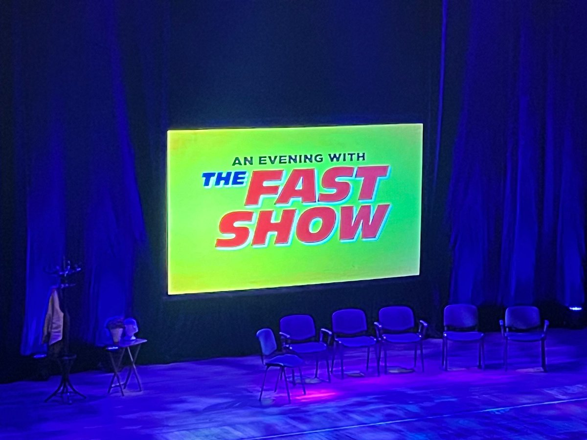Brilliant night and a lovely clip of Caroline Aherne 🥰 my eyes were sore from crying with laughter 😂 
#fastshow @ArabellaWeir@monstroso@simonday #paulwhitehouse@JohnnyThomson2#markwilliams
