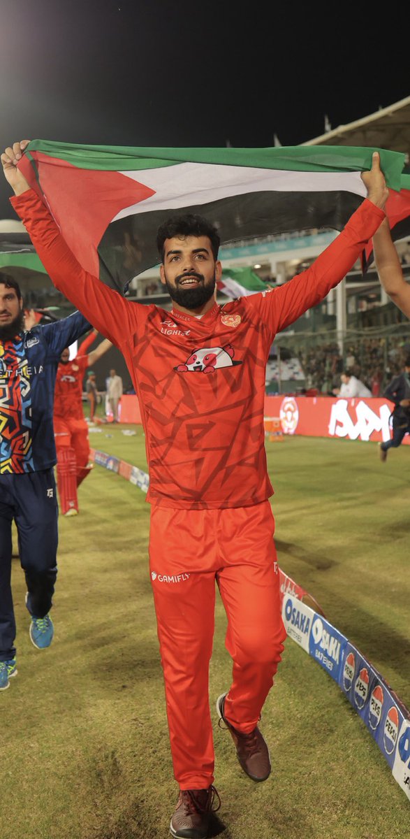 Shadab Khan tweet media