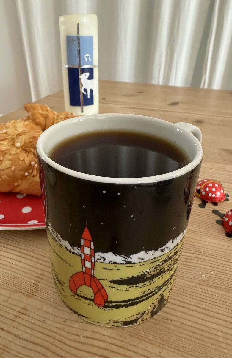 Moin u. Gemorje!
Silent ☕️
#GesegneteOstern 
<a href="/ypsilonplusm/">M</a> <a href="/rekesten/">Richard Kesten</a> <a href="/sasilink/">Sabine Siebold</a> @HaukeBunks <a href="/Marco3Thiele/">Marco Thiele 🕊🕊🕊</a> <a href="/tobiaslindner/">Dr. Tobias Lindner</a> <a href="/MerklTanja/">TanjaMerkl</a> <a href="/ThielsChristian/">Christian Thiels</a> <a href="/WiebkeFranck/">Wiebke Franck</a> <a href="/DoctorBeste/">Matthias Beste 🛵</a> <a href="/christian6bock/">Christian Bock</a> <a href="/DrJessicaRitter/">Jessica Ritter</a> <a href="/K3Kuss/">Karla Kuss</a> <a href="/Wachter__M/">Matthias Wachter</a> <a href="/cdr2012neu/">Sönke Marahrens</a> <a href="/AxelSchrader/">Axel Schrader</a> <a href="/ComDeuSubSqn/">ComDeuSubSqn</a> <a href="/HCLJ1/">Helena Linder-Jeß</a>