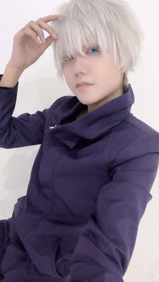 _near03's tweet photo. Day2.

急遽、個撮で五条悟（17歳＆28歳）
やりました〜！！！✌🏻️🩵 https://t.co/vwdz8smjly