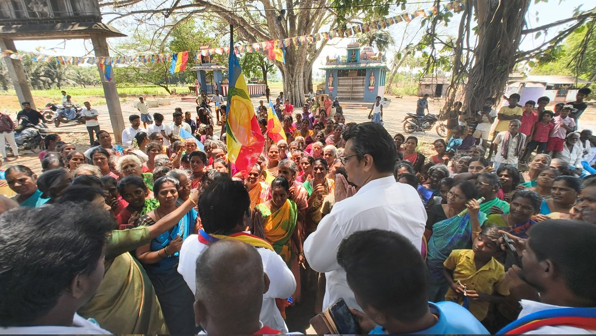 ChannelMksp's tweet image. தேசிய ஜனநாயக முற்போக்கு கூட்டணி
அரக்கோணம் நாடாளுமன்ற‌ம்,பள்ளிப்பட்டு அருகிலுள்ள குமாரராஜா பேட்டை  கிராமத்தில்.. மகளிர் மற்றும் இளைஞர்களிடம்  வாக்கு சேகரித்தார் நமது வெற்றி வேட்பாளர் K.பாலு

#TTVDinakaran #AMMK @AMMKITWINGoffcl @PMKAdvocateBalu @TTVDhinakaran #kbalu