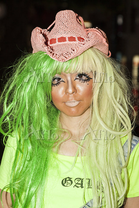 YabaiKeikai's tweet image. Cultural appropriation of Japanese Ganguro style.