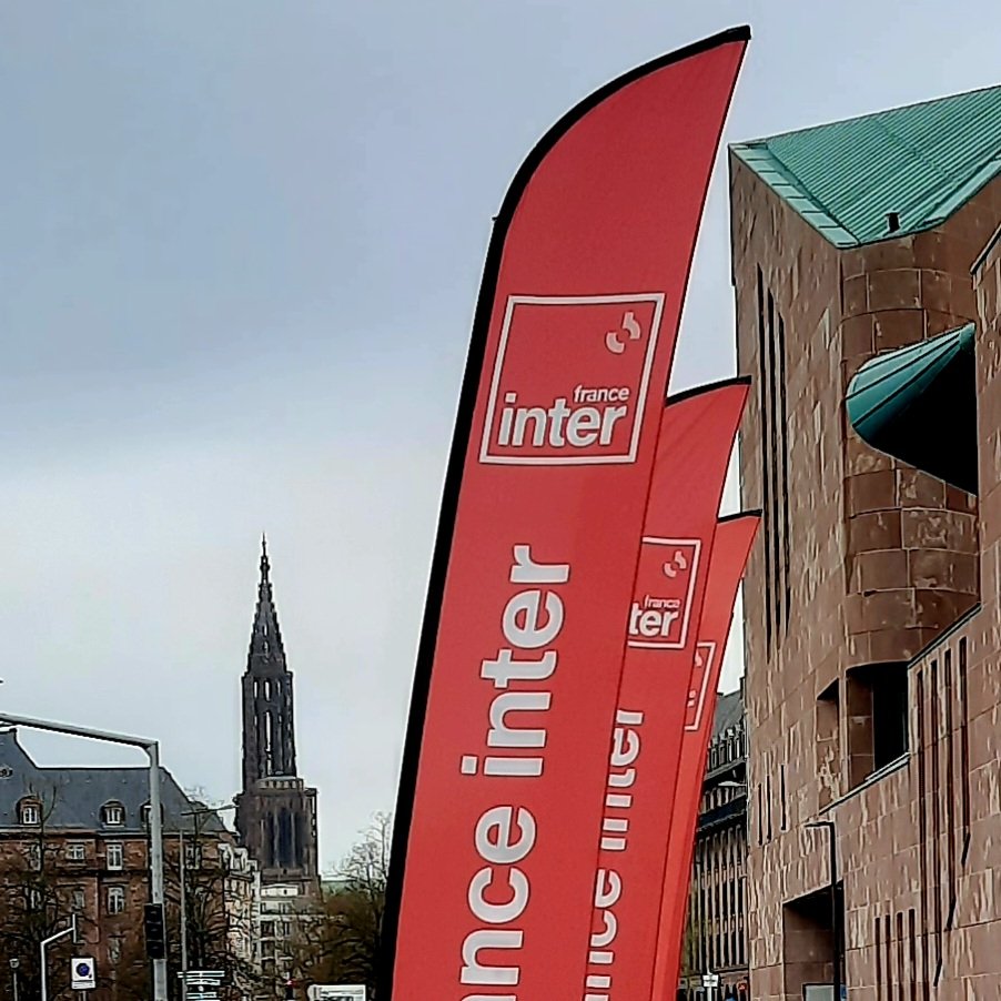 Une journée à Strasbourg pour @franceinter : 2 émissions en public en direct et en public ! 11h 🥨On va déguster @frgaudry 18h 🥳 Le grand dimanche soir et toute la troupe de @Charlineaparis