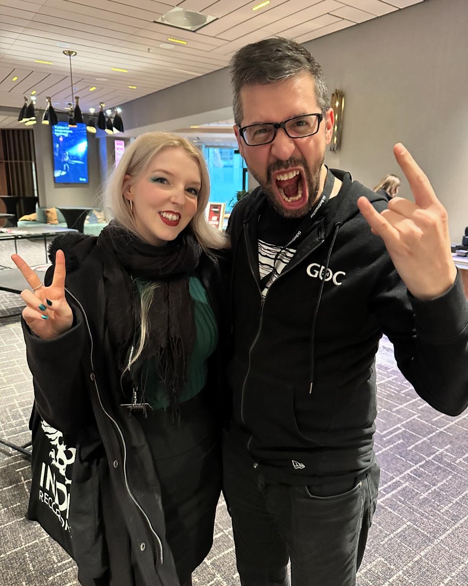 Just casually hanging with some of the best metal vocalists in the world - Rikke from @Konventband and Sylvaine. 🤪🤘😈#metalvocals #themonsterfactory