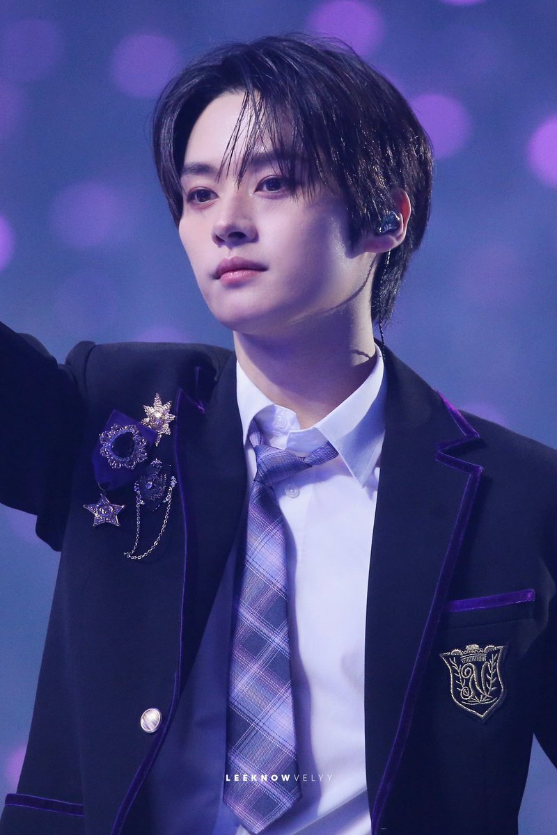 Ieeknowfiles's tweet photo. his beauty is insane 

#LEEKNOW #리노 https://t.co/nl5eLm6Uiw
