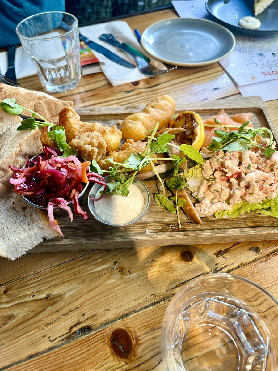 More from a beautiful day in Northumberland 💚

#linisfarne #lownewton #budlebay #northumberland #nefollowers <a href="/Joinersarms1/">Joiners Arms</a>