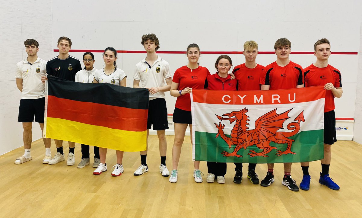 Final match of the European Teams under 19’s playing for 5/6th place. Wales 🏴󠁧󠁢󠁷󠁬󠁳󠁿 v Germany 🇩🇪. Team is Izzy, Ioan & Archie. Good luck team Wales. @GtSquash @sqwales